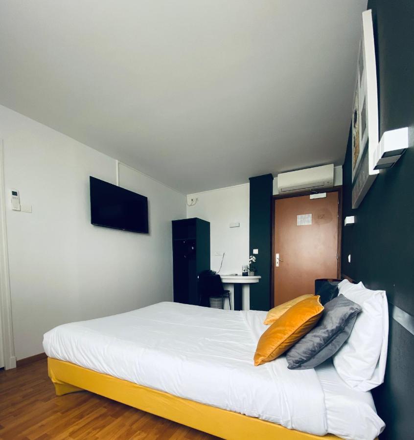 Hotel Air-Lane Saint-Léger-sous-Brienne Zewnętrze zdjęcie